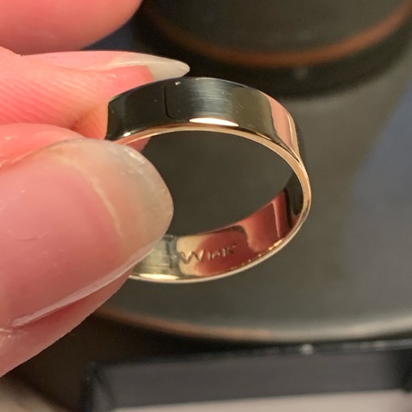 NEW 💗 5mm 14K Gold Band - Picture 3 of 12